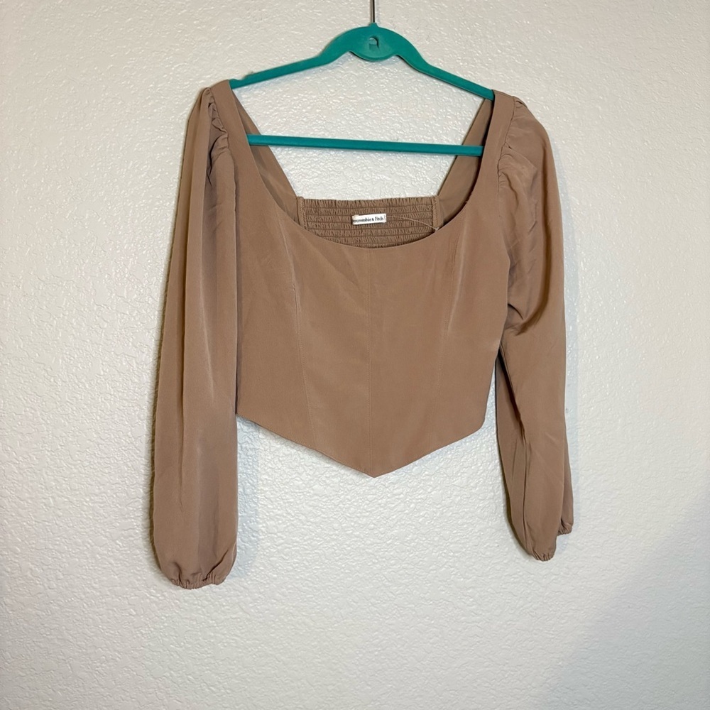 Abercrombie Long Sleeve Sweetheart Corset Top Puff Shoulder - Size M (BEIGE)